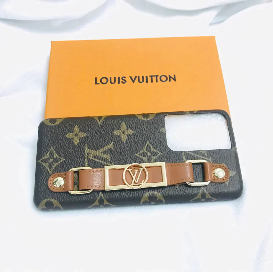 LV cases samsung